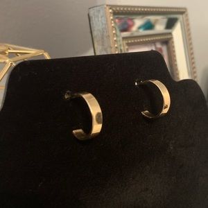 AMERICAN EAGLE Hoop Earring set